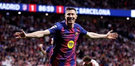 Robert Lewandowski og Marcus Rashford hjalp FC Barcelona med at sikre en sejr